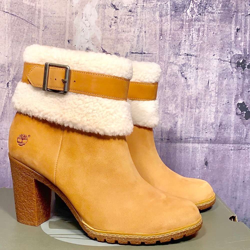 New Women's Timberland Glancy Teddy Fleece Boots - Picture 5 of 8